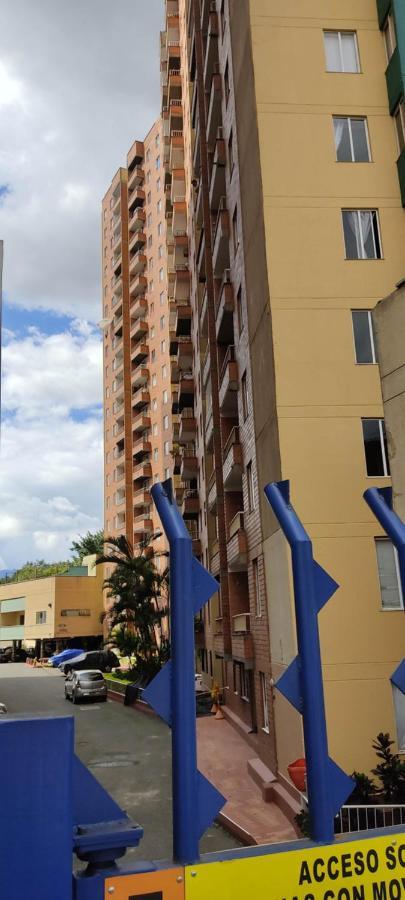 Hermoso Apartamento Ubicado en Zona Céntrica de Medellín Exterior foto